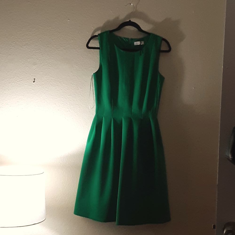 Green dress size 6 Calvin Kein Brand